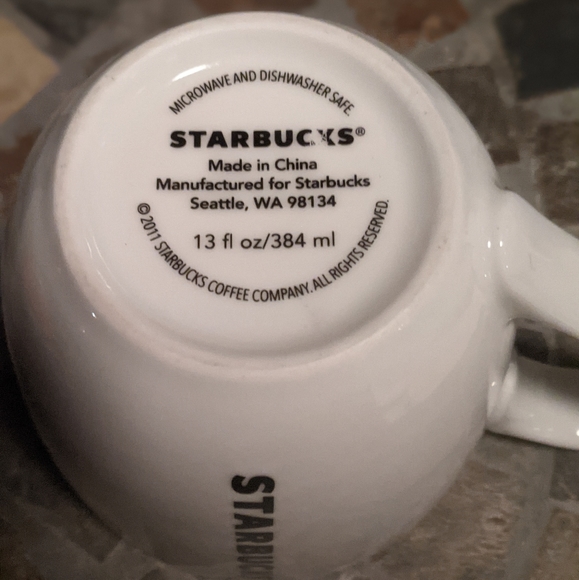 NWOT Starbucks Christmas Mug - Picture 3 of 6